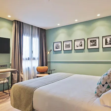 Hotell Via Augusta 2*