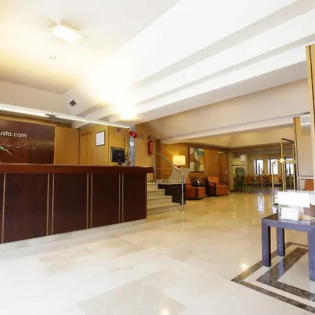 Szálloda Via Augusta 2*