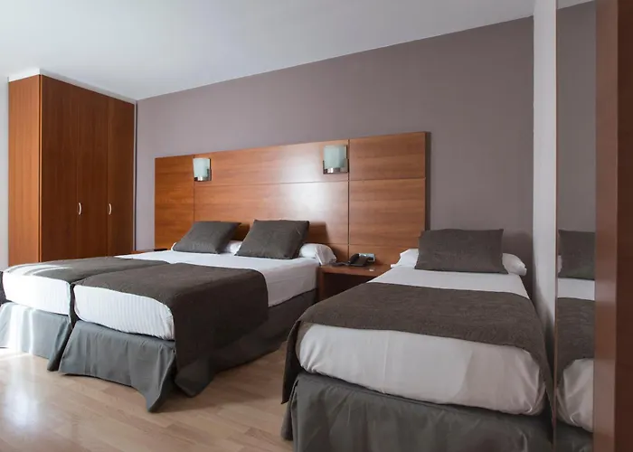 Via Augusta Hotell 2*