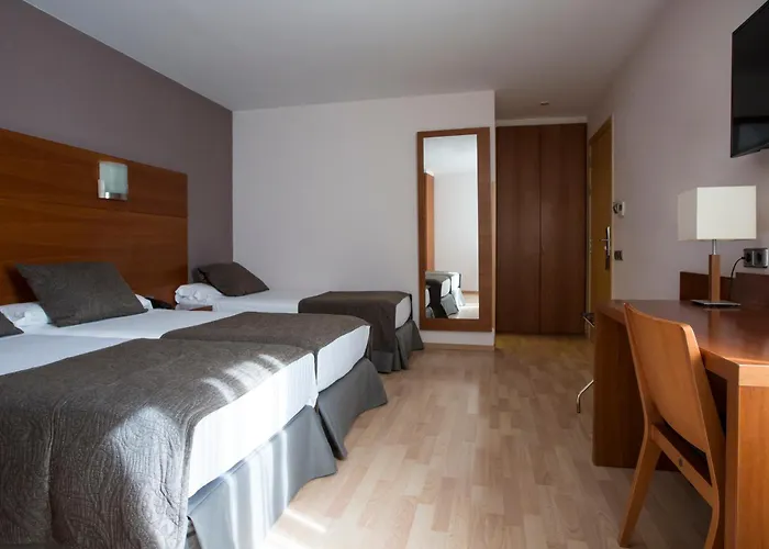 Hotel Via Augusta 2*