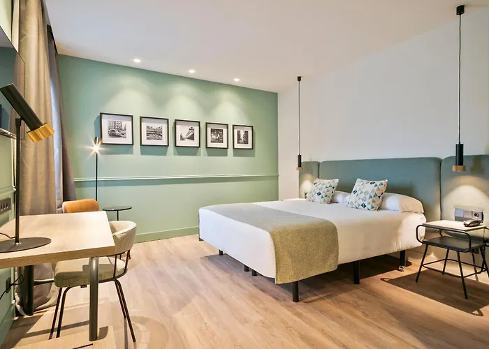 维亚奥古斯塔酒店 2*