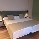 Via Augusta Hotel 2*