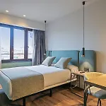 Via Augusta Hotel